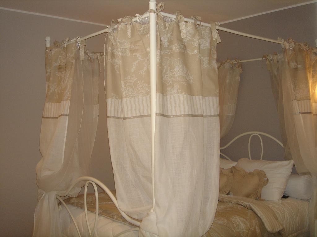 Les Caselles De Marie Aumelas Ngoại thất bức ảnh